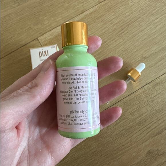 Pixi - Rose Oil Blend 1fl oz Size - Picture 3 of 3